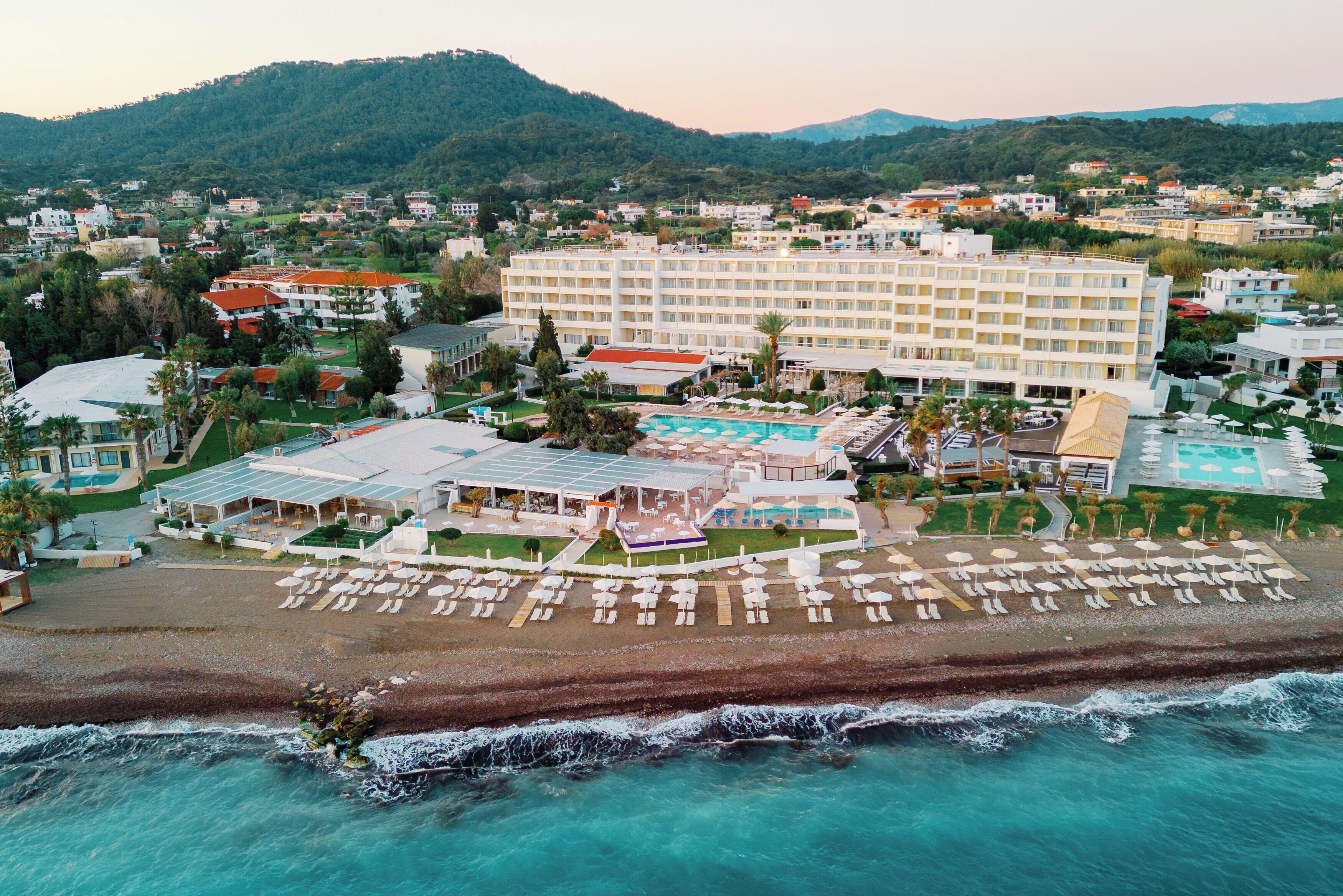 BLUE BAY HOTEL IALYSOS | BEACHFRONT ACCOMMODATION AND SEA VIEW